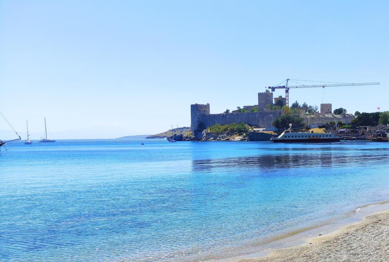 Central, Cozy, 15 Min Walk To The Beach, Fast Wi-Fi, Free Parking, 4Ppl Bodrum 외부 사진