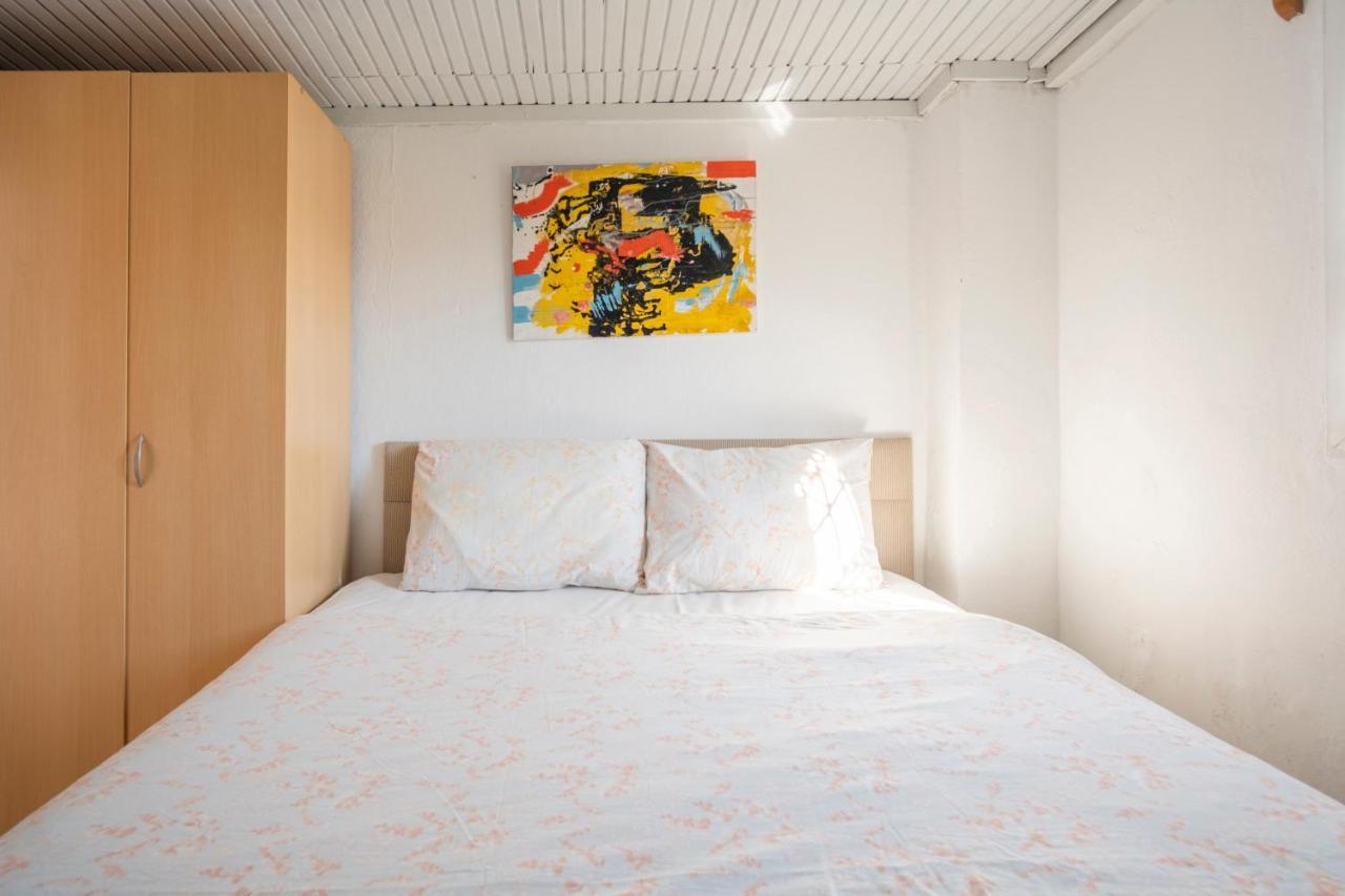 Central, Cozy, 15 Min Walk To The Beach, Fast Wi-Fi, Free Parking, 4Ppl Bodrum 외부 사진